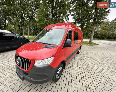 Красный Мерседес Sprinter, объемом двигателя 2 л и пробегом 113 тыс. км за 42900 $, фото 3 на Automoto.ua