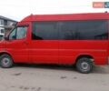 Красный Мерседес Sprinter, объемом двигателя 2.69 л и пробегом 700 тыс. км за 6000 $, фото 3 на Automoto.ua