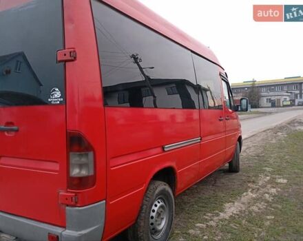 Красный Мерседес Sprinter, объемом двигателя 2.69 л и пробегом 700 тыс. км за 6000 $, фото 5 на Automoto.ua