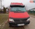 Красный Мерседес Sprinter, объемом двигателя 2.69 л и пробегом 700 тыс. км за 6000 $, фото 1 на Automoto.ua