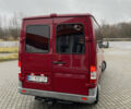 Красный Мерседес Sprinter, объемом двигателя 2.69 л и пробегом 216 тыс. км за 8900 $, фото 5 на Automoto.ua
