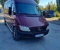 Красный Мерседес Sprinter, объемом двигателя 2.69 л и пробегом 280 тыс. км за 7800 $, фото 1 на Automoto.ua