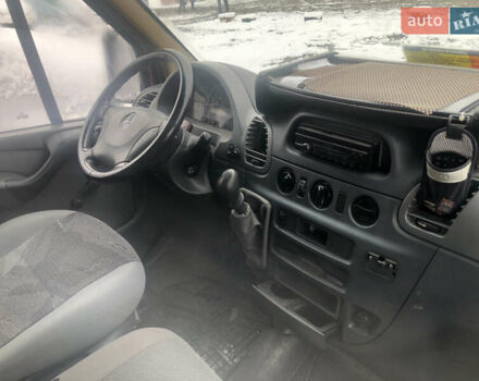 Червоний Мерседес Sprinter, об'ємом двигуна 2.7 л та пробігом 530 тис. км за 11200 $, фото 4 на Automoto.ua