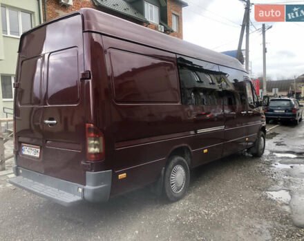 Червоний Мерседес Sprinter, об'ємом двигуна 2.7 л та пробігом 530 тис. км за 11200 $, фото 21 на Automoto.ua