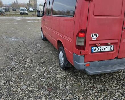 Червоний Мерседес Sprinter, об'ємом двигуна 2.15 л та пробігом 450 тис. км за 6500 $, фото 3 на Automoto.ua