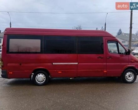 Красный Мерседес Sprinter, объемом двигателя 2.69 л и пробегом 605 тыс. км за 6400 $, фото 7 на Automoto.ua