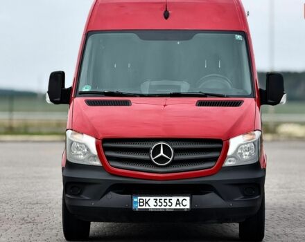 Красный Мерседес Sprinter, объемом двигателя 2.2 л и пробегом 450 тыс. км за 15900 $, фото 1 на Automoto.ua
