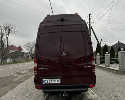 Красный Мерседес Sprinter, объемом двигателя 2.99 л и пробегом 350 тыс. км за 45000 $, фото 4 на Automoto.ua