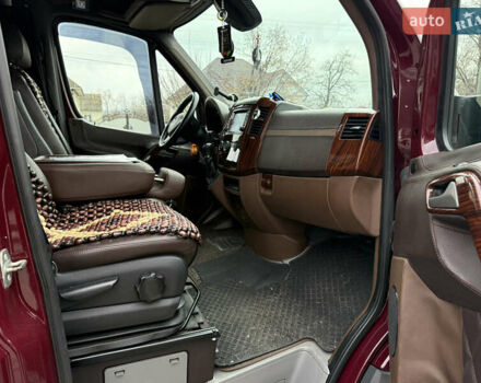 Красный Мерседес Sprinter, объемом двигателя 2.99 л и пробегом 350 тыс. км за 45000 $, фото 14 на Automoto.ua