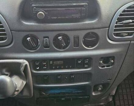 Червоний Мерседес Sprinter, об'ємом двигуна 2.69 л та пробігом 587 тис. км за 7800 $, фото 5 на Automoto.ua