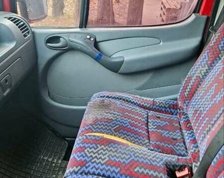Червоний Мерседес Sprinter, об'ємом двигуна 2.69 л та пробігом 587 тис. км за 7800 $, фото 2 на Automoto.ua