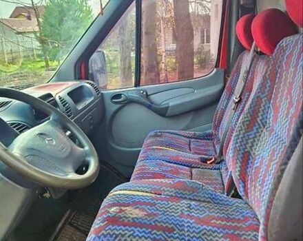 Червоний Мерседес Sprinter, об'ємом двигуна 2.69 л та пробігом 587 тис. км за 7800 $, фото 7 на Automoto.ua
