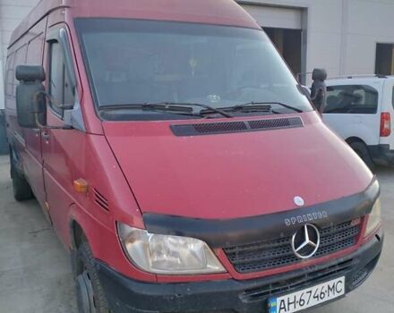 Красный Мерседес Sprinter, объемом двигателя 2.69 л и пробегом 586 тыс. км за 8300 $, фото 1 на Automoto.ua