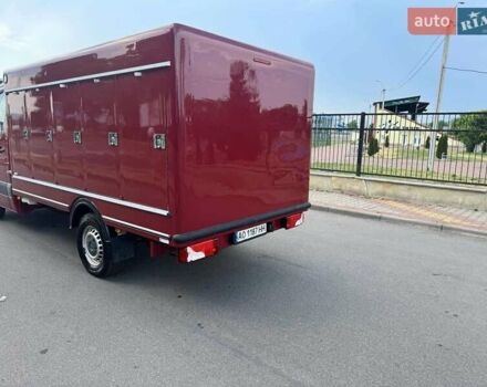Красный Мерседес Sprinter, объемом двигателя 2.14 л и пробегом 320 тыс. км за 17800 $, фото 2 на Automoto.ua