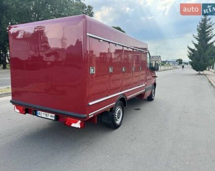 Красный Мерседес Sprinter, объемом двигателя 2.14 л и пробегом 320 тыс. км за 17800 $, фото 4 на Automoto.ua