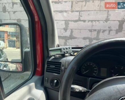 Червоний Мерседес Sprinter, об'ємом двигуна 2.14 л та пробігом 296 тис. км за 22000 $, фото 14 на Automoto.ua