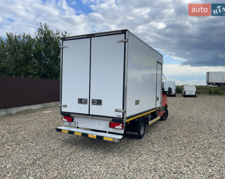 Красный Мерседес Sprinter, объемом двигателя 2.2 л и пробегом 243 тыс. км за 25800 $, фото 6 на Automoto.ua