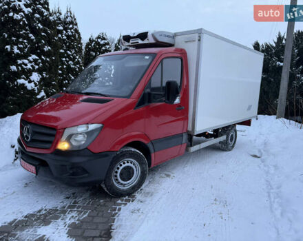 Красный Мерседес Sprinter, объемом двигателя 2.2 л и пробегом 285 тыс. км за 18000 $, фото 4 на Automoto.ua