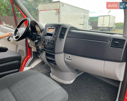Красный Мерседес Sprinter, объемом двигателя 2.2 л и пробегом 243 тыс. км за 25800 $, фото 33 на Automoto.ua