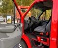 Красный Мерседес Sprinter, объемом двигателя 2.2 л и пробегом 550 тыс. км за 12000 $, фото 4 на Automoto.ua