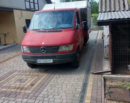 Красный Мерседес Sprinter, объемом двигателя 2.9 л и пробегом 755 тыс. км за 10000 $, фото 6 на Automoto.ua