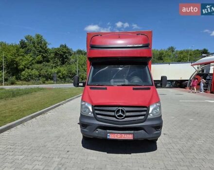 Красный Мерседес Sprinter, объемом двигателя 0 л и пробегом 300 тыс. км за 20999 $, фото 2 на Automoto.ua