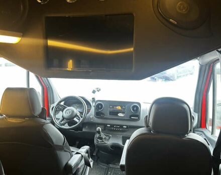 Красный Мерседес Sprinter, объемом двигателя 2.14 л и пробегом 380 тыс. км за 52000 $, фото 11 на Automoto.ua