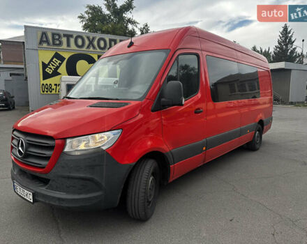 Красный Мерседес Sprinter, объемом двигателя 2.14 л и пробегом 380 тыс. км за 52000 $, фото 1 на Automoto.ua