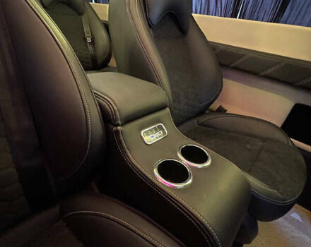 Красный Мерседес Sprinter, объемом двигателя 2.14 л и пробегом 380 тыс. км за 52000 $, фото 12 на Automoto.ua