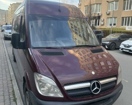 Красный Мерседес Sprinter, объемом двигателя 2.1 л и пробегом 572 тыс. км за 15500 $, фото 1 на Automoto.ua