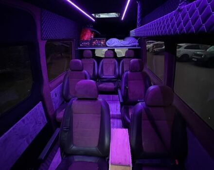 Красный Мерседес Sprinter, объемом двигателя 2.1 л и пробегом 572 тыс. км за 15500 $, фото 15 на Automoto.ua