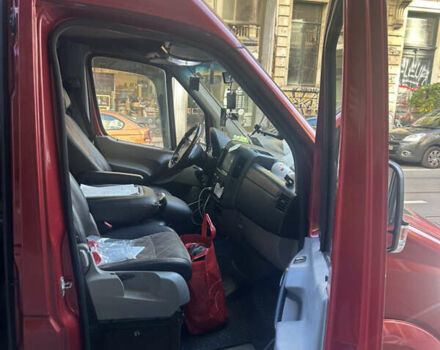 Красный Мерседес Sprinter, объемом двигателя 2.99 л и пробегом 651 тыс. км за 28988 $, фото 1 на Automoto.ua