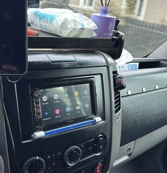 Червоний Мерседес Sprinter, об'ємом двигуна 2.14 л та пробігом 301 тис. км за 21500 $, фото 11 на Automoto.ua