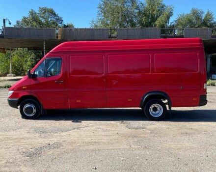 Красный Мерседес Sprinter, объемом двигателя 2.1 л и пробегом 490 тыс. км за 14500 $, фото 1 на Automoto.ua