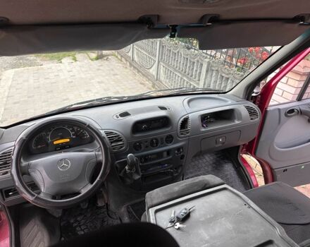 Красный Мерседес Sprinter, объемом двигателя 2.2 л и пробегом 386 тыс. км за 8900 $, фото 17 на Automoto.ua