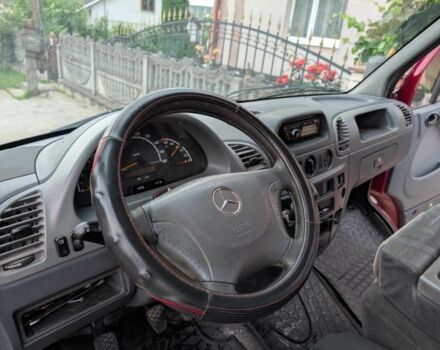 Красный Мерседес Sprinter, объемом двигателя 2.2 л и пробегом 386 тыс. км за 8900 $, фото 19 на Automoto.ua