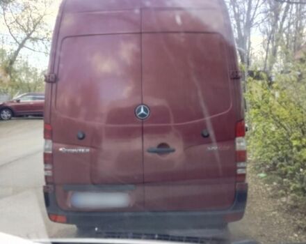 Красный Мерседес Sprinter, объемом двигателя 3 л и пробегом 240 тыс. км за 17500 $, фото 2 на Automoto.ua