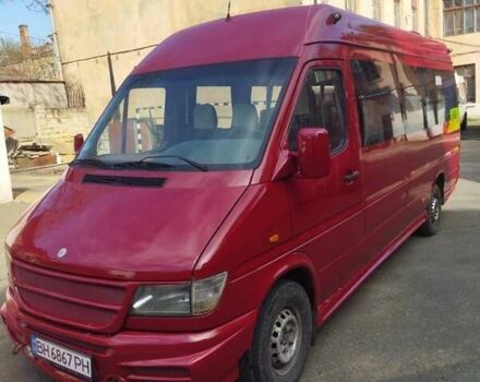 Красный Мерседес Sprinter, объемом двигателя 2.9 л и пробегом 400 тыс. км за 8500 $, фото 2 на Automoto.ua