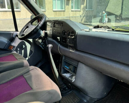 Красный Мерседес Sprinter, объемом двигателя 2.3 л и пробегом 845 тыс. км за 4900 $, фото 5 на Automoto.ua