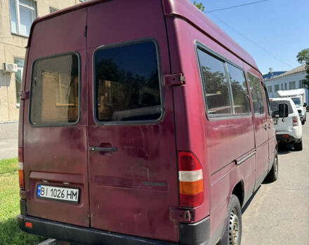 Красный Мерседес Sprinter, объемом двигателя 2.3 л и пробегом 845 тыс. км за 4900 $, фото 4 на Automoto.ua