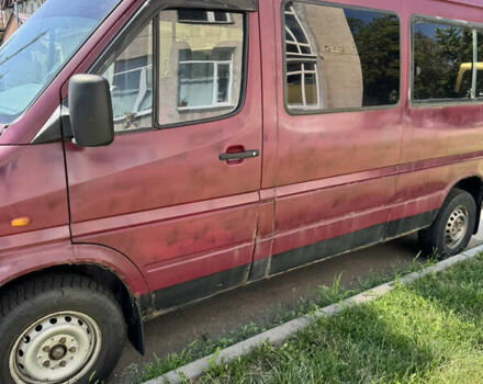 Красный Мерседес Sprinter, объемом двигателя 2.3 л и пробегом 845 тыс. км за 4900 $, фото 2 на Automoto.ua