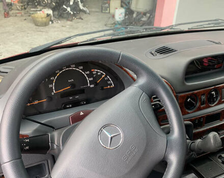 Червоний Мерседес Sprinter, об'ємом двигуна 2.7 л та пробігом 163 тис. км за 12500 $, фото 23 на Automoto.ua