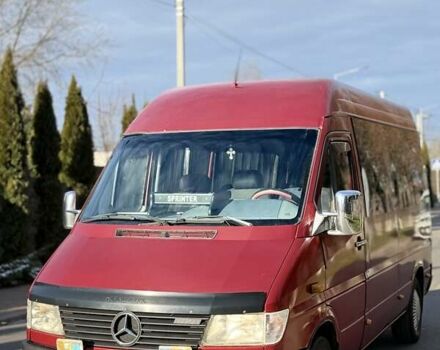 Красный Мерседес Sprinter, объемом двигателя 2.87 л и пробегом 350 тыс. км за 7000 $, фото 2 на Automoto.ua