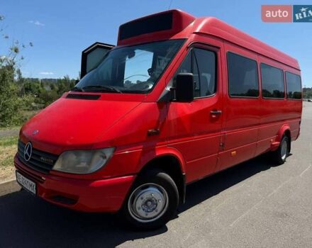 Красный Мерседес Sprinter, объемом двигателя 2.2 л и пробегом 716 тыс. км за 8000 $, фото 4 на Automoto.ua