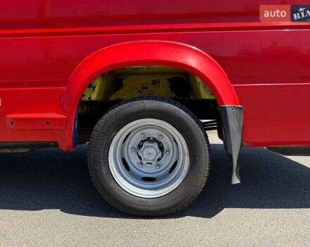 Красный Мерседес Sprinter, объемом двигателя 2.2 л и пробегом 716 тыс. км за 8000 $, фото 7 на Automoto.ua