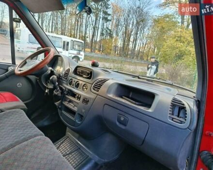 Червоний Мерседес Sprinter, об'ємом двигуна 2.7 л та пробігом 530 тис. км за 9700 $, фото 6 на Automoto.ua