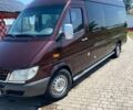 Красный Мерседес Sprinter, объемом двигателя 2.15 л и пробегом 933 тыс. км за 8000 $, фото 2 на Automoto.ua