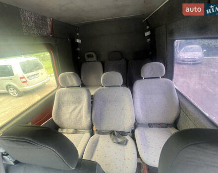 Червоний Мерседес Sprinter, об'ємом двигуна 2.69 л та пробігом 350 тис. км за 8500 $, фото 18 на Automoto.ua