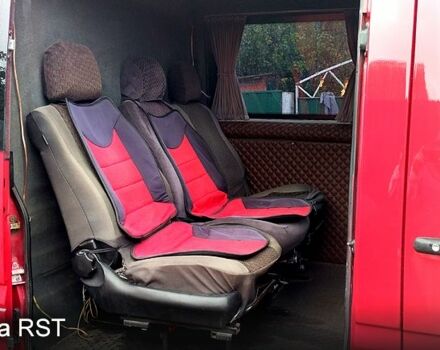 Красный Мерседес Sprinter, объемом двигателя 2.1 л и пробегом 620 тыс. км за 7700 $, фото 4 на Automoto.ua