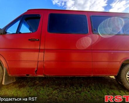 Красный Мерседес Sprinter, объемом двигателя 2.2 л и пробегом 200 тыс. км за 6900 $, фото 1 на Automoto.ua
